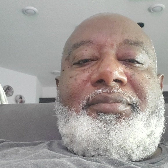 Profile Picture of John Johnson (@ambresha21) on Poshmark