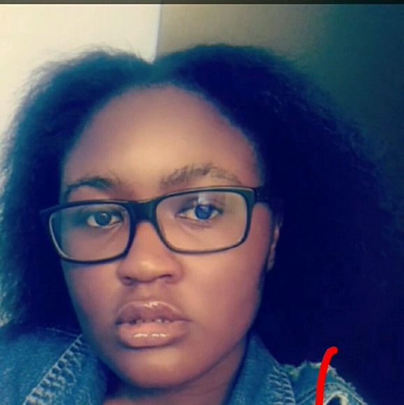 Profile Picture of Mercy Oyieko (@mercyoyieko1_) on Poshmark