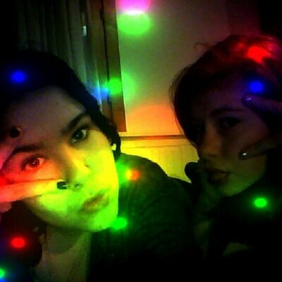 Profile Picture of Lara Loppez (@LaraTheCherry) on Twitter