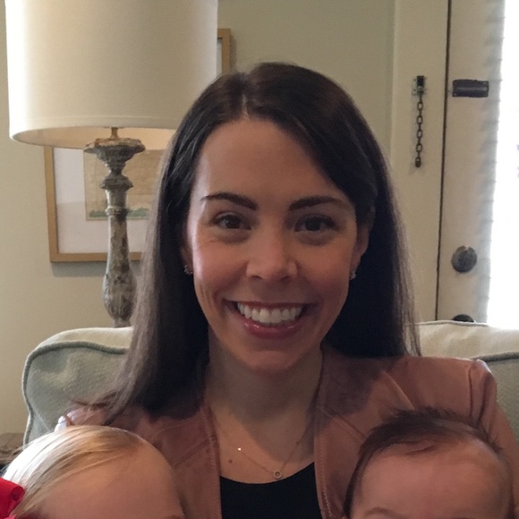 Emma Munderloh - Poshmark Profile Picture of Emma Munderloh (@emmamunderloh) on Poshmark