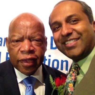 Sree Sreenivasan - Twitter Profile Picture of Sree Sreenivasan (@@Rachelanthecity) on Twitter