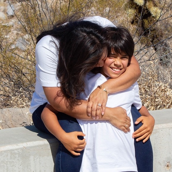 Profile Picture of Veronica Frausto gursky (@vfgursky) on Poshmark