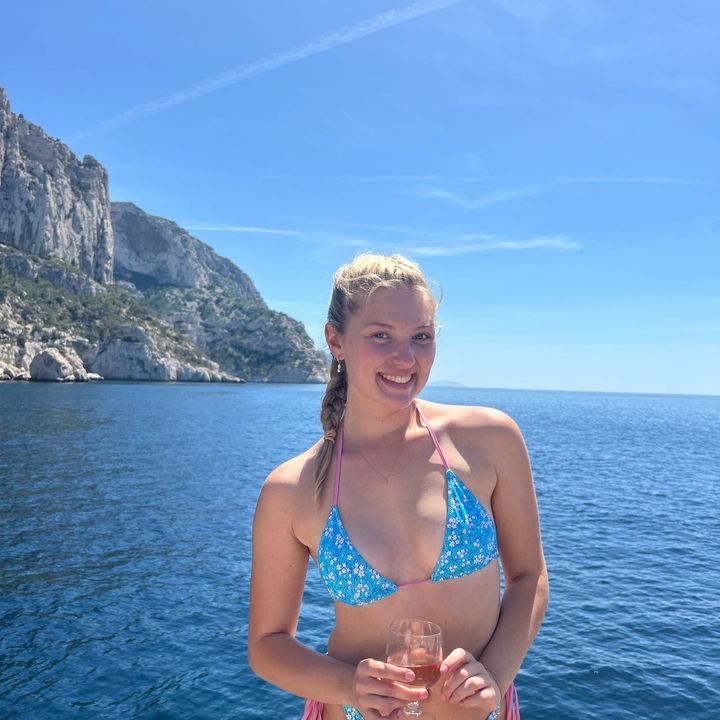 Profile Picture of Amanda (@amandaweitzen) on Tiktok