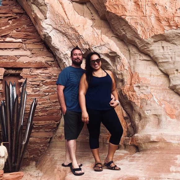 Profile Picture of Tyler & hannah Forman (@formanfam17) on Poshmark