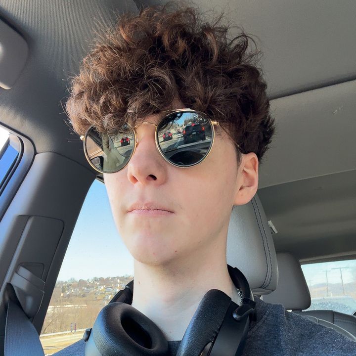 Profile Picture of Veigh (@tyler_mcveigh) on Tiktok