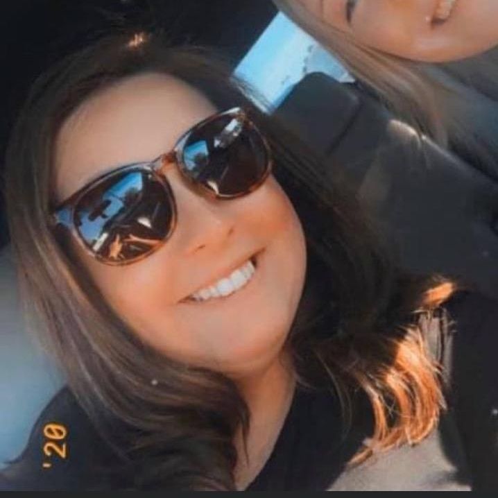 Profile Picture of April (@@april_flake84) on Tiktok