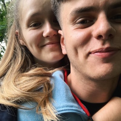 Profile Picture of Louise Hobbs (@louisehobbs_14) on Twitter