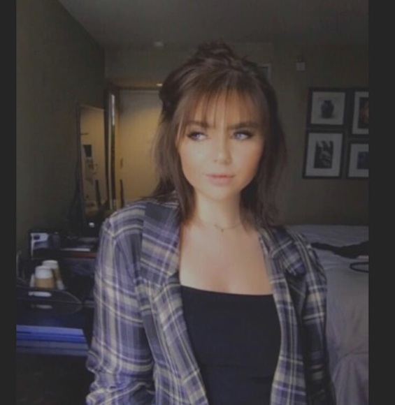 Profile Picture of Erin Rabinowitz (@erinmrabinowitz) on Poshmark