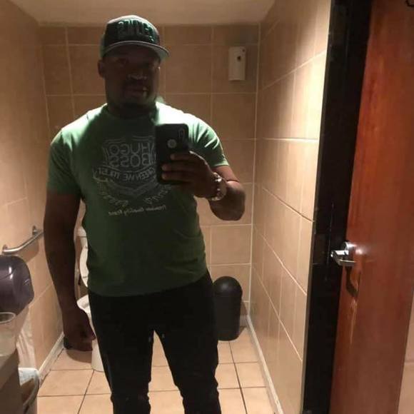 Profile Picture of Toocool Forschool (@toocoolf) on Poshmark