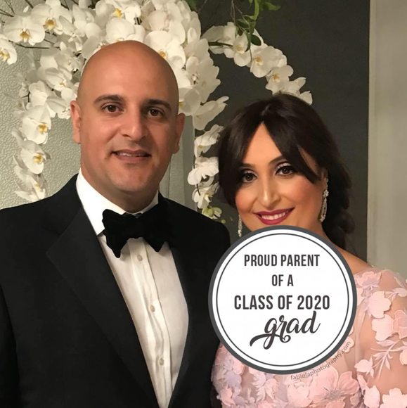 Profile Picture of Nava Barelli (@navazadeh) on Poshmark