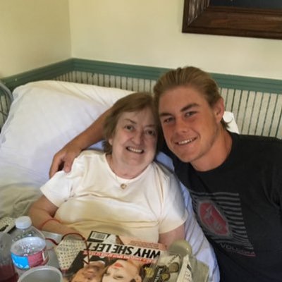 Profile Picture of Jeffrey Farrell (@farrell_75) on Twitter