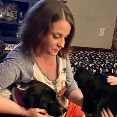 Profile Picture of Stephanie Parr Dee (@ParrDee) on Twitter