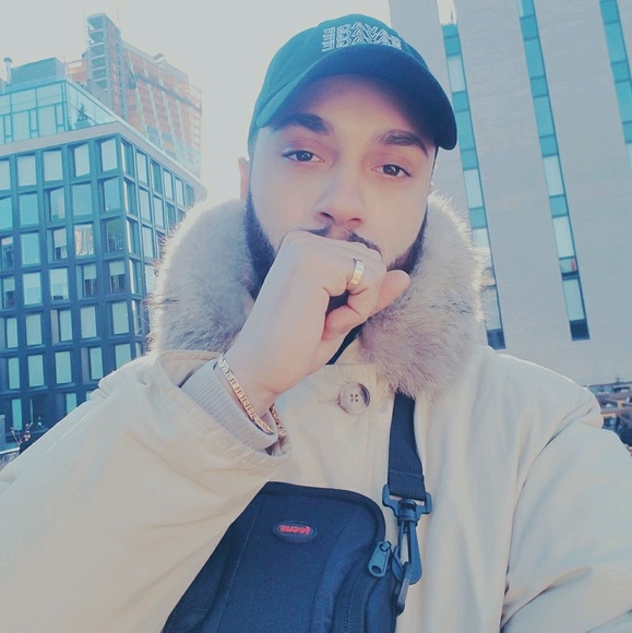 Profile Picture of Mark Martinez (@markmartinez205) on Poshmark