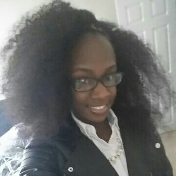 Profile Picture of Jade Kennedy (@kennedyjadelynn) on Poshmark