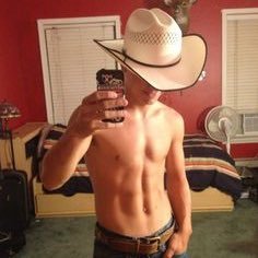 Profile Picture of Dylan Savage (@dylansavage97) on Twitter