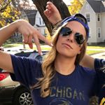 Profile Picture of Betsy Lynn Crossland (@hedgeyerbets) on Instagram