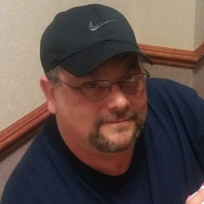 Profile Picture of Michael Collard (@Michael7Collard) on Twitter
