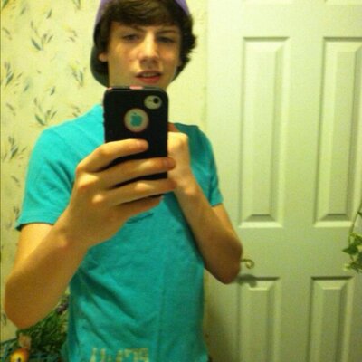 Profile Picture of Brandon Bellew (@bellewboy12) on Twitter