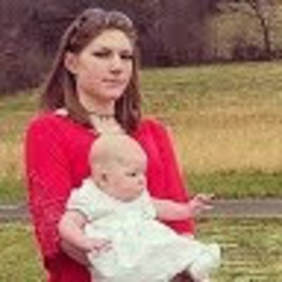 Profile Picture of Morgan Bailey (@morganbailey721) on Poshmark