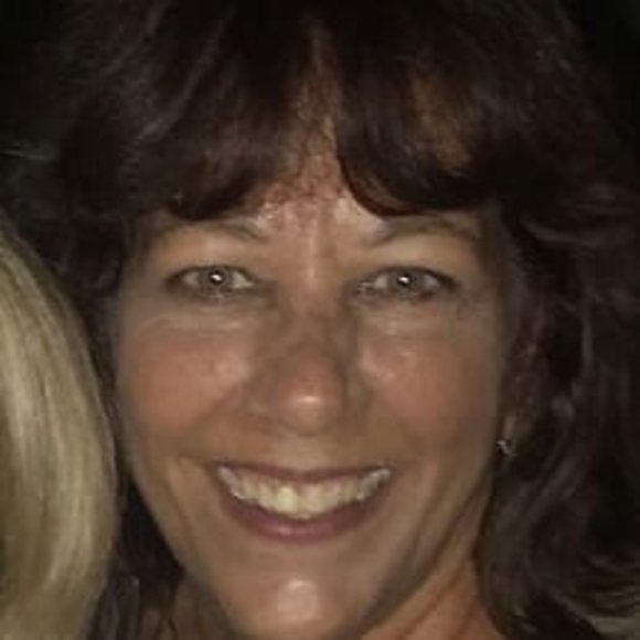 Profile Picture of Marci Vogelsong (@9244jmrt) on Poshmark