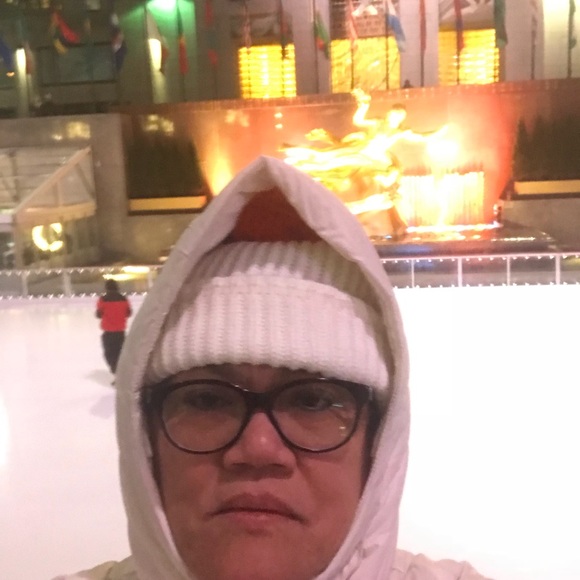 Violeta San diego - Poshmark Profile Picture of Violeta San diego (@vsandiego) on Poshmark