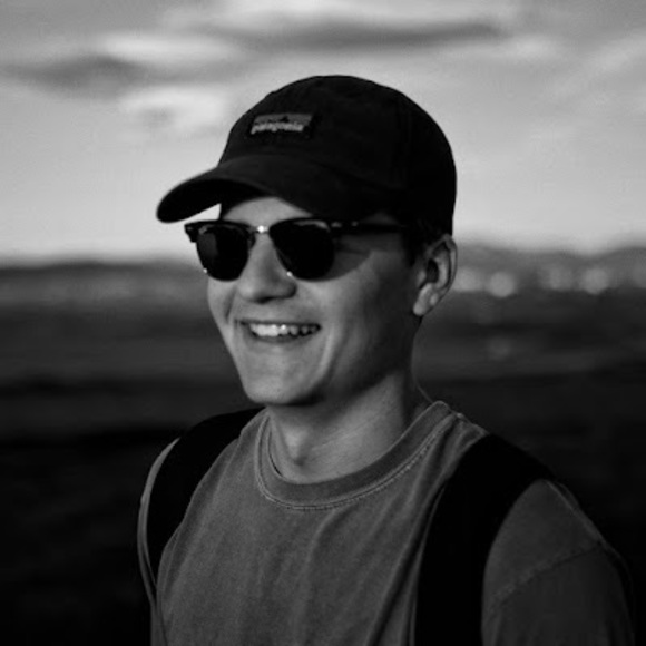 Profile Picture of Dj Griser (@djgriser) on Poshmark