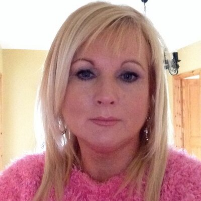 Profile Picture of ELAINE COYLE (@thederg1) on Twitter