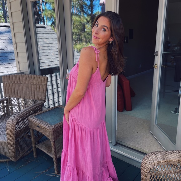 Profile Picture of Caitlin Michaels (@catie__michaels) on Poshmark