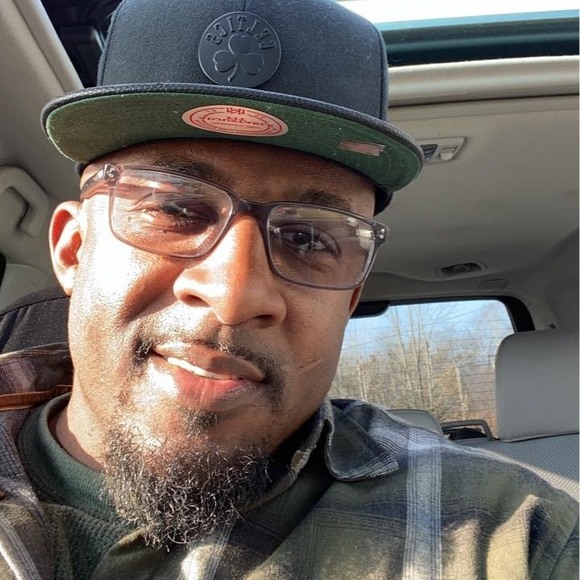 Profile Picture of David Be (@warhorsegod) on Poshmark
