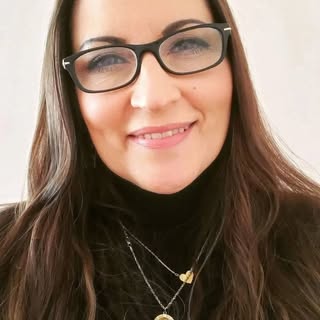 Profile Picture of Paula Jean Schmitt (@simplypaulajean) on Instagram