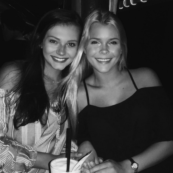 Profile Picture of Mariel Haest (@mariel_haest) on Poshmark