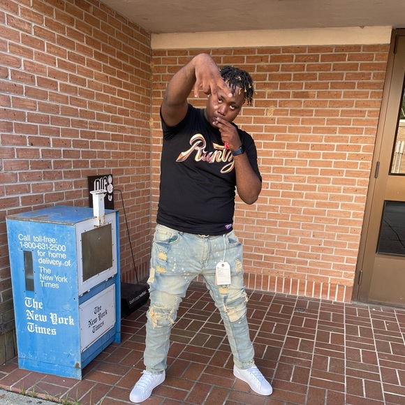 Keyon Kyser - Poshmark Profile Picture of Keyon Kyser (@keyonkyser1500) on Poshmark