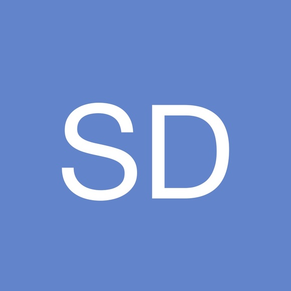 Profile Picture of Sue Dilullo (@sueanndilullo) on Poshmark