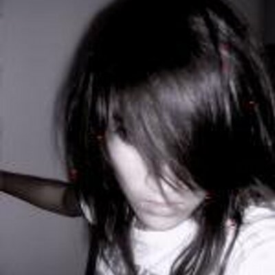 Profile Picture of Barbara Decker (@Ducimuba) on Twitter