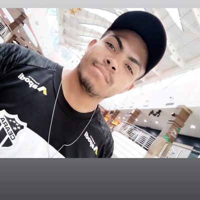 Profile Picture of Ronny Andrews (@RonnyAndrews8) on Twitter