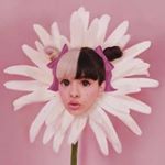 Profile Picture of 杉山璃々子　/    𝐒𝐮𝐠𝐢𝐲𝐚𝐦𝐚 𝐑𝐢𝐫𝐢𝐤𝐨 (@usagikaitaiyo) on Instagram