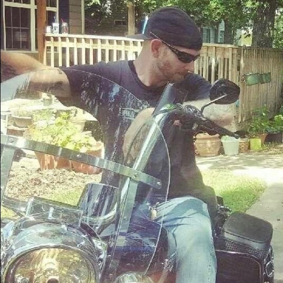 Profile Picture of Brad Umberger (@sickboy13) on Poshmark