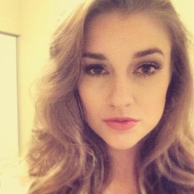 Profile Picture of Carissa Janczewski (@cmjanczewski) on Twitter