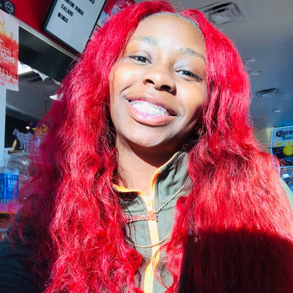 Profile Picture of Adayah Fites (@adayah121) on Poshmark