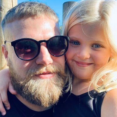 Profile Picture of Alex Moody (@A_MooMoo87) on Twitter