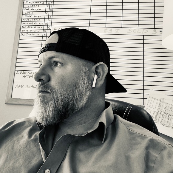 Profile Picture of Brad Blankenship (@bradblankens422) on Poshmark