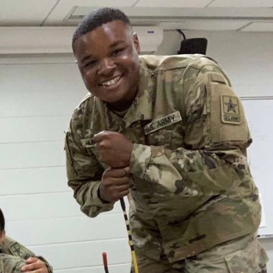 Profile Picture of Derrick Hunter (@djhunter_20) on Twitter