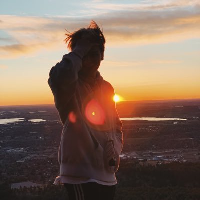 Profile Picture of Zach Riggs (@zach_sharkey) on Twitter