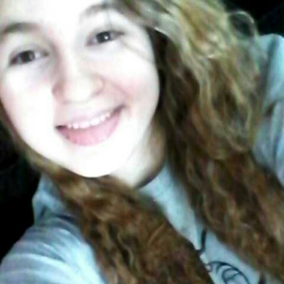 Profile Picture of Mckenzie Dinga (@kenzie_dinga01) on Poshmark