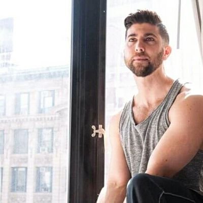 Profile Picture of James Neuer (@maxazabel222) on Twitter