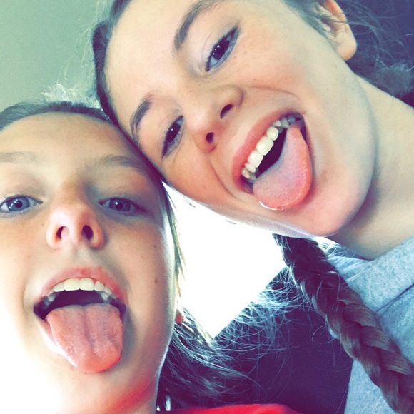 Profile Picture of Kylee Wesseler (@kyleewesseler) on Poshmark