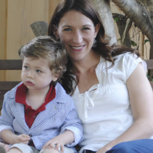 Profile Picture of Erin Walsh (@erinhesterwalsh) on Poshmark