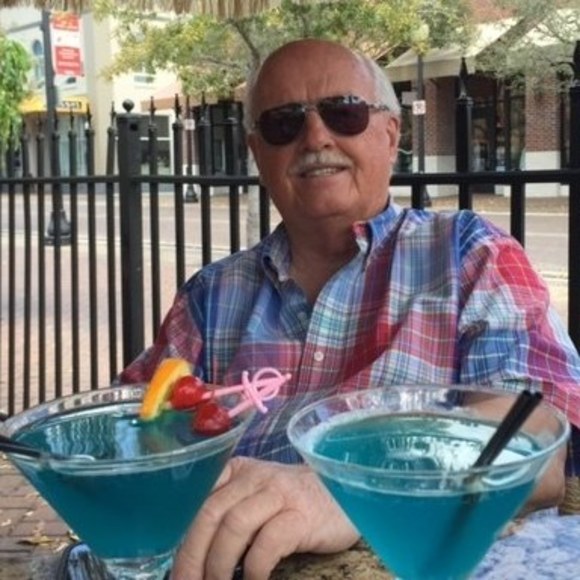 Profile Picture of Jerry Gatzemeyer (@jgatz2419) on Poshmark