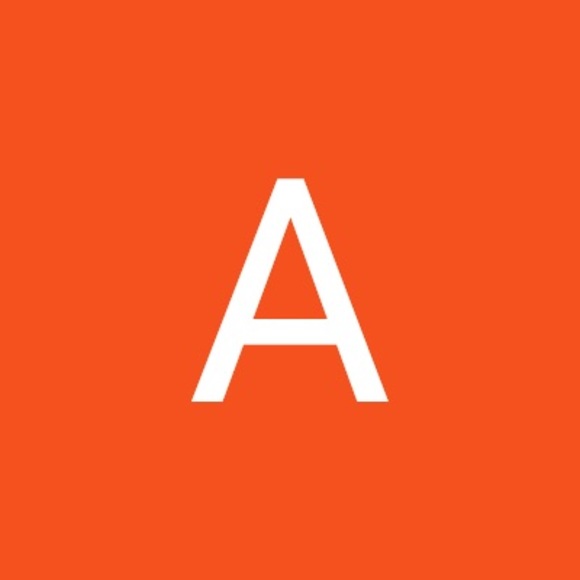 Profile Picture of Andrew Cross (@crossandrew777) on Poshmark