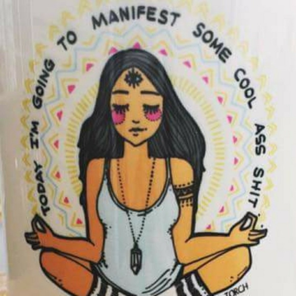 Profile Picture of Robin Luna (@r_moon) on Poshmark